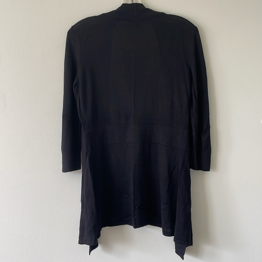 lightweight black cardigan with elbow buttons - Picture 4 of 5